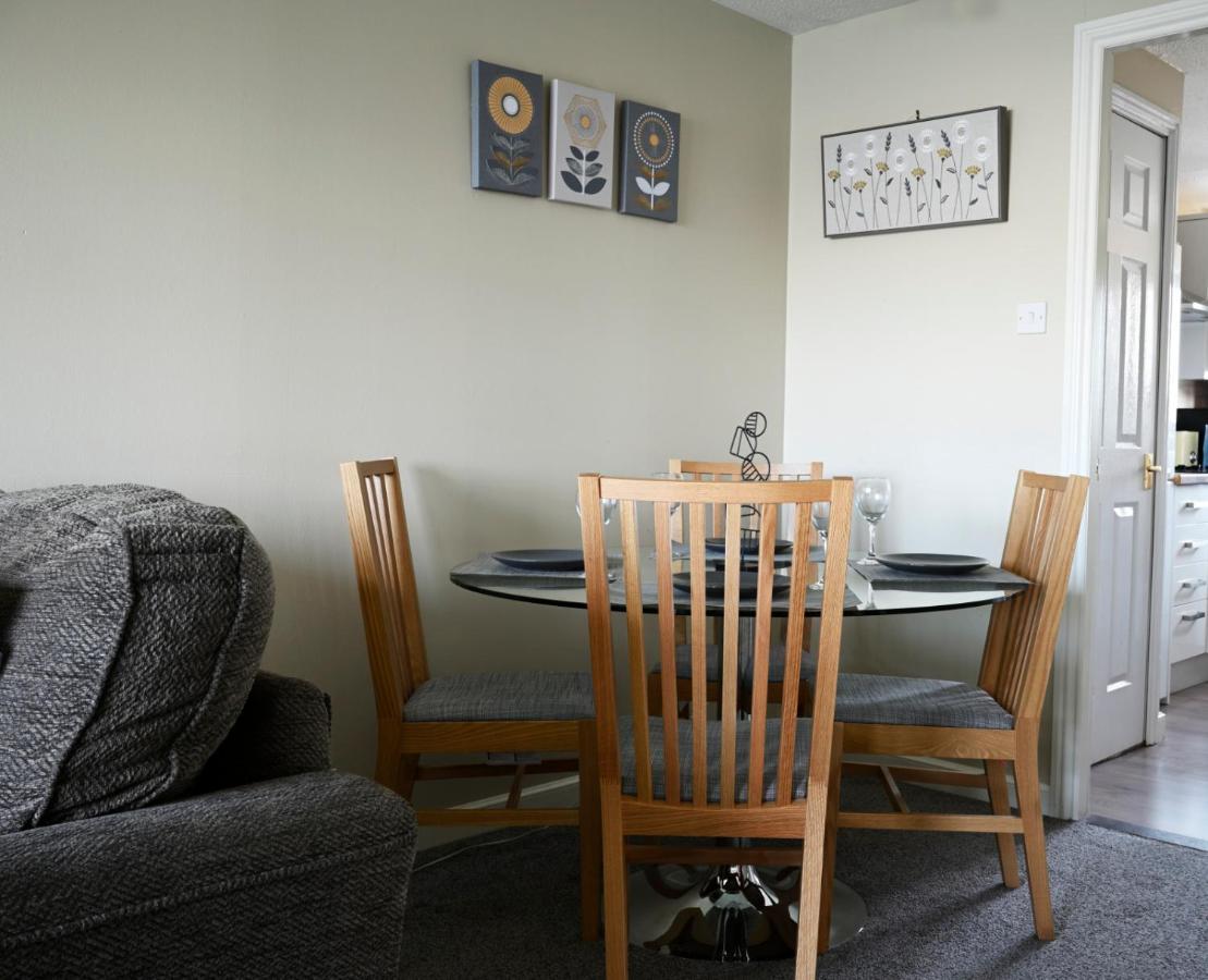 Sec/ Hydro Two Bed Flat With Free Parking And Great View Apartment Glasgow Exterior photo
